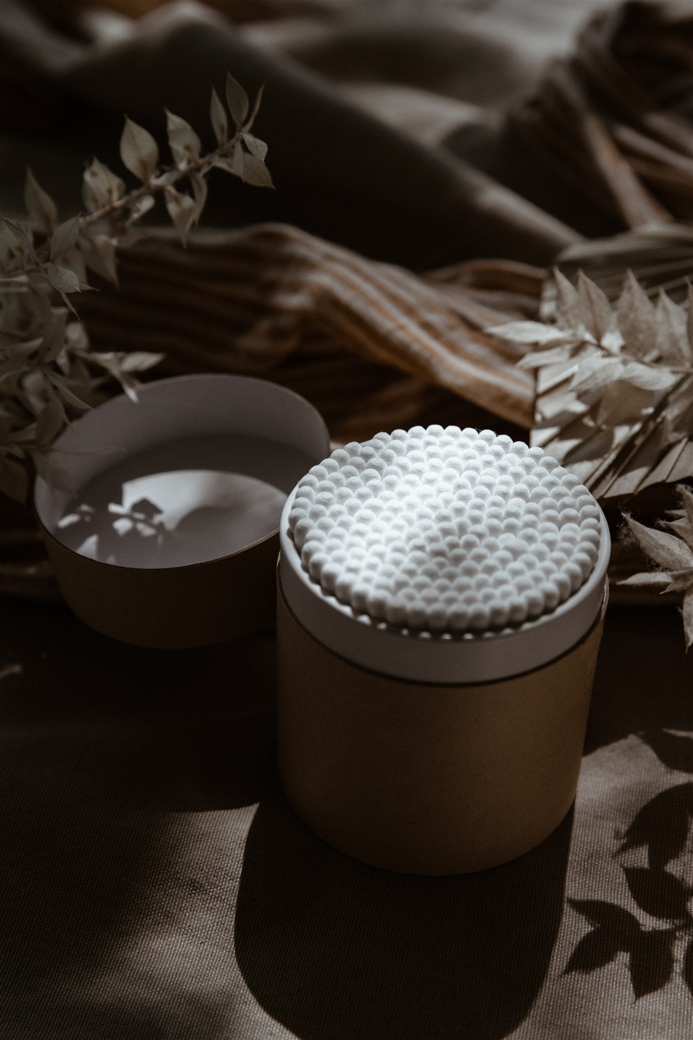 Sustainable packaging for zero waste cotton swabs